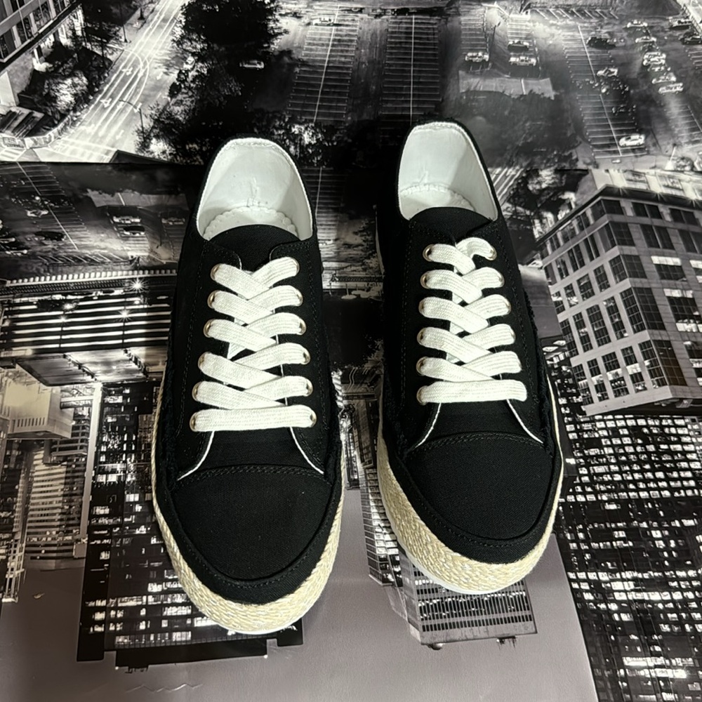 Very G Canvas Sneakers - Picture 3 of 7